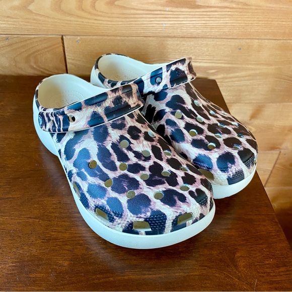 CROCS Leopard Print Classic Animal Remix Platform Clogs - Picture 2 of 7